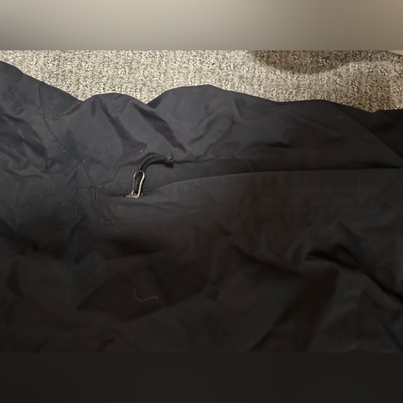 TheNorthFace black hooded shell jacket -Sold - Picture 2 of 12